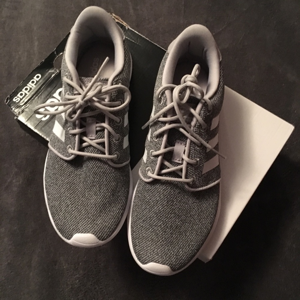 Adidas QT Racer Sneakers size 7